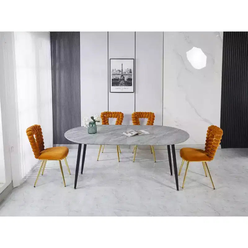 Modern Wood Extensible Oval Dining Table with Sturdy Metal Legs,Minimalist Kitchen Dinner Table for Dining Room,Family Meals