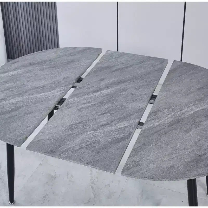 Modern Wood Extensible Oval Dining Table with Sturdy Metal Legs,Minimalist Kitchen Dinner Table for Dining Room,Family Meals