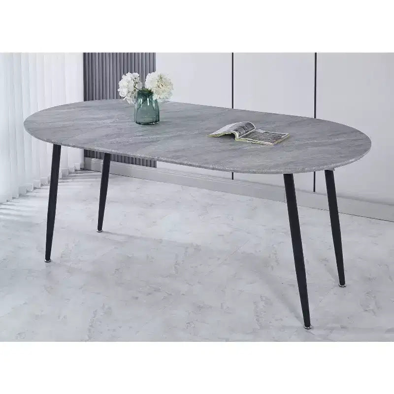 Modern Wood Extensible Oval Dining Table with Sturdy Metal Legs,Minimalist Kitchen Dinner Table for Dining Room,Family Meals