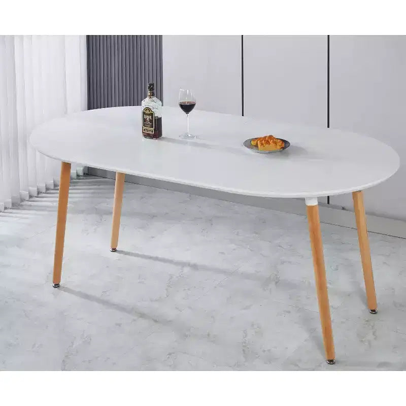 Modern Wood Extensible Oval Dining Table with Sturdy Metal Legs,Minimalist Kitchen Dinner Table for Dining Room,Family Meals